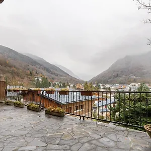 chalet-les-noisetiers.midi-pyreneeshotels.com/